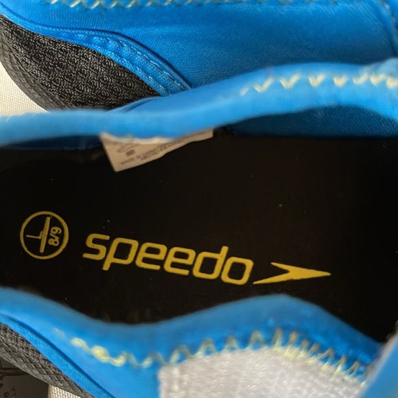 Little boys Speedo water shoes - Picture 9 of 11